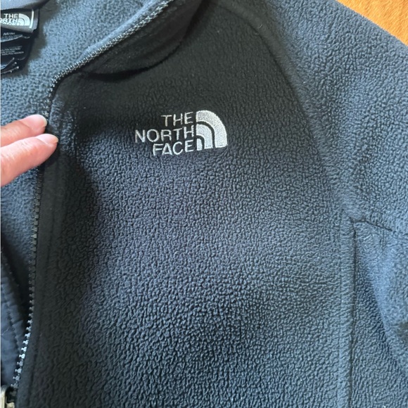 Women’s North Face Fleece Jacket - Picture 3 of 9